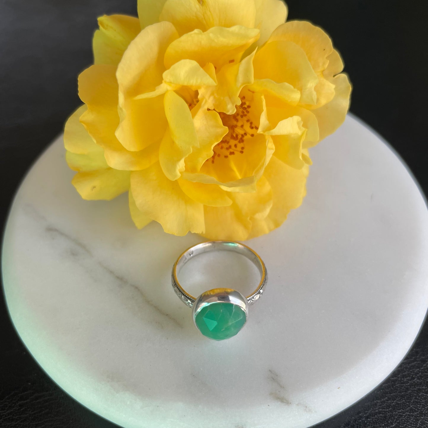 Apple-Green Chrysoprase ring